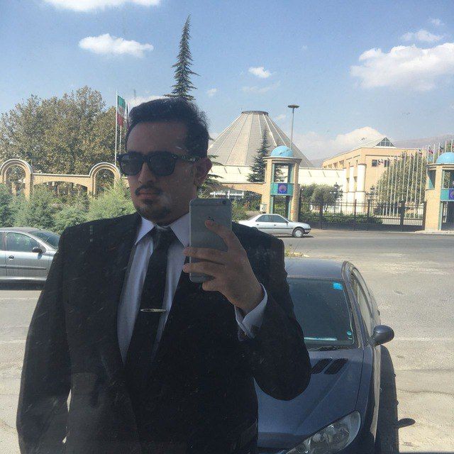 آقای علیرضا مشرقی